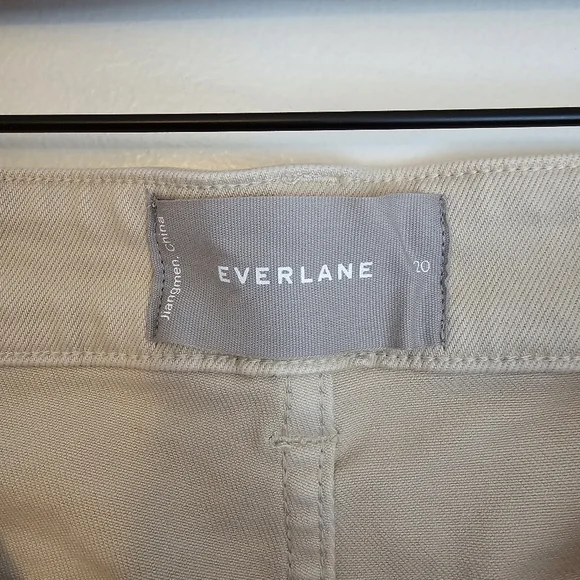 Everlane Women's Straight Leg Cropped Cream Pants *NWT* - Size 20 - Picture 2 of 8
